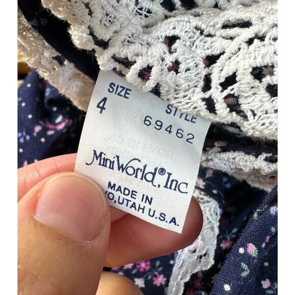 Vintage Mini World Inc Floral Lace Trim Dress Size 4 Girl’s Blue - Picture 3 of 8